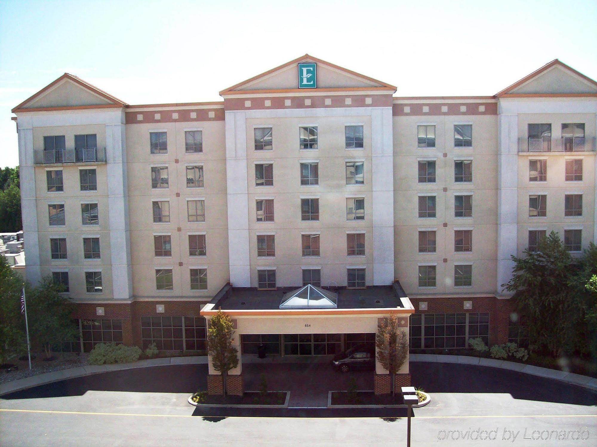 Embassy Suites Newark - Wilmington/South Bagian luar foto